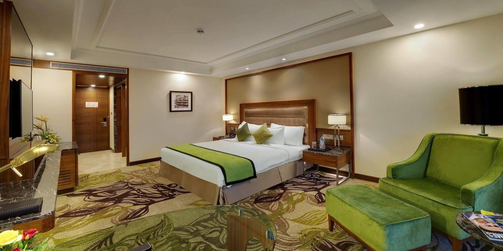 Sayaji Kolhapur Hotell Exteriör bild