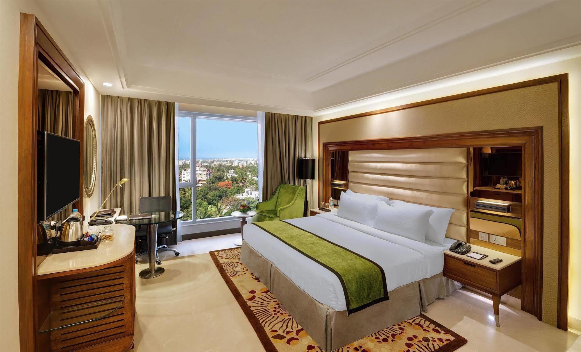 Sayaji Kolhapur Hotell Exteriör bild