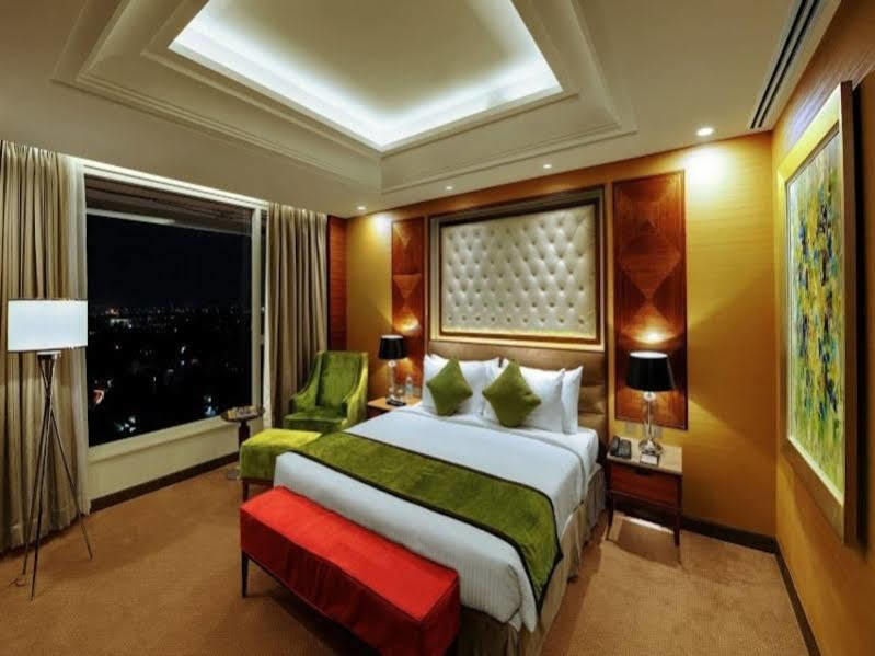 Sayaji Kolhapur Hotell Exteriör bild
